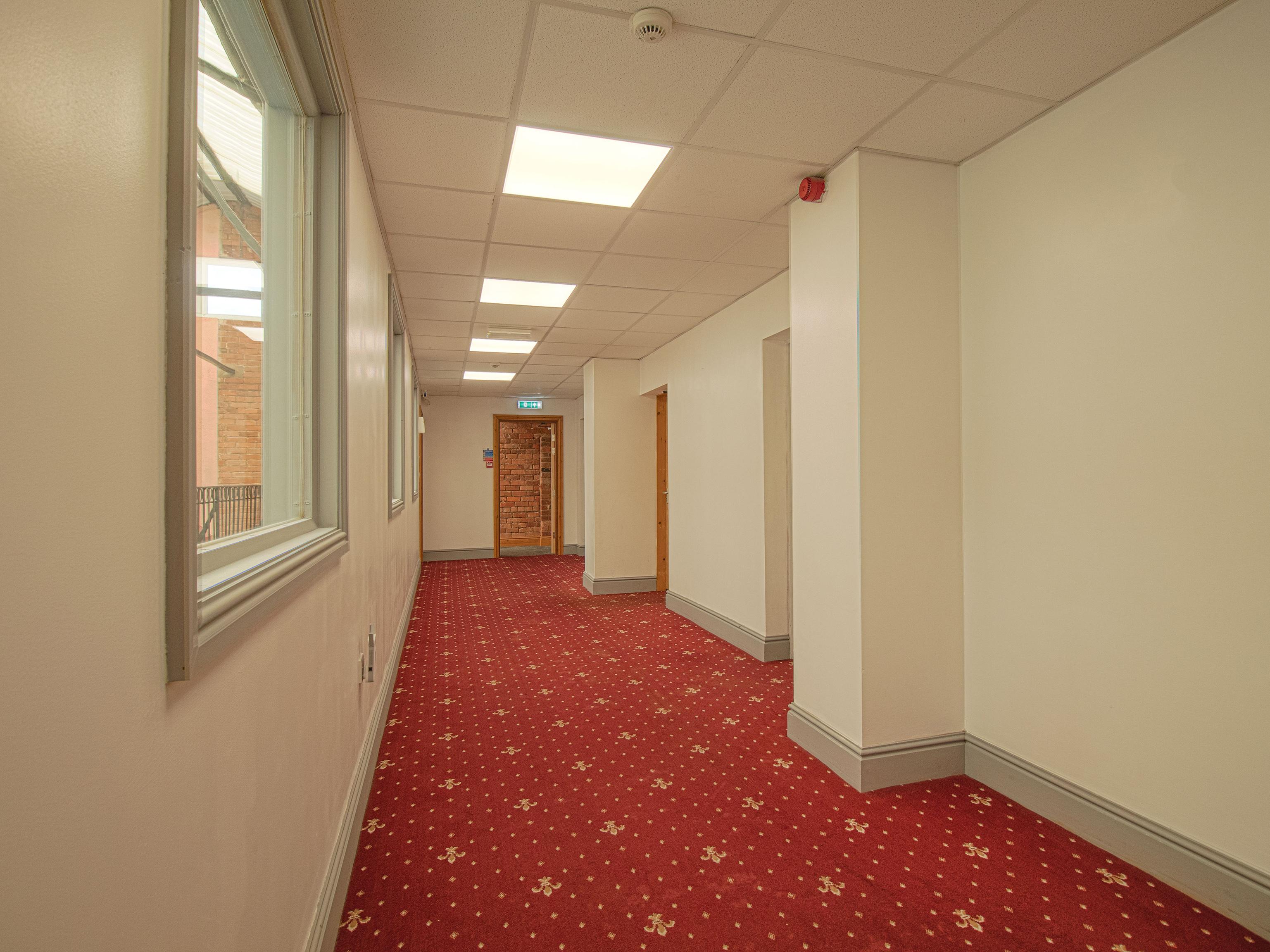 סקאנת'ורפ Oyo Hotel Clamart מראה חיצוני תמונה