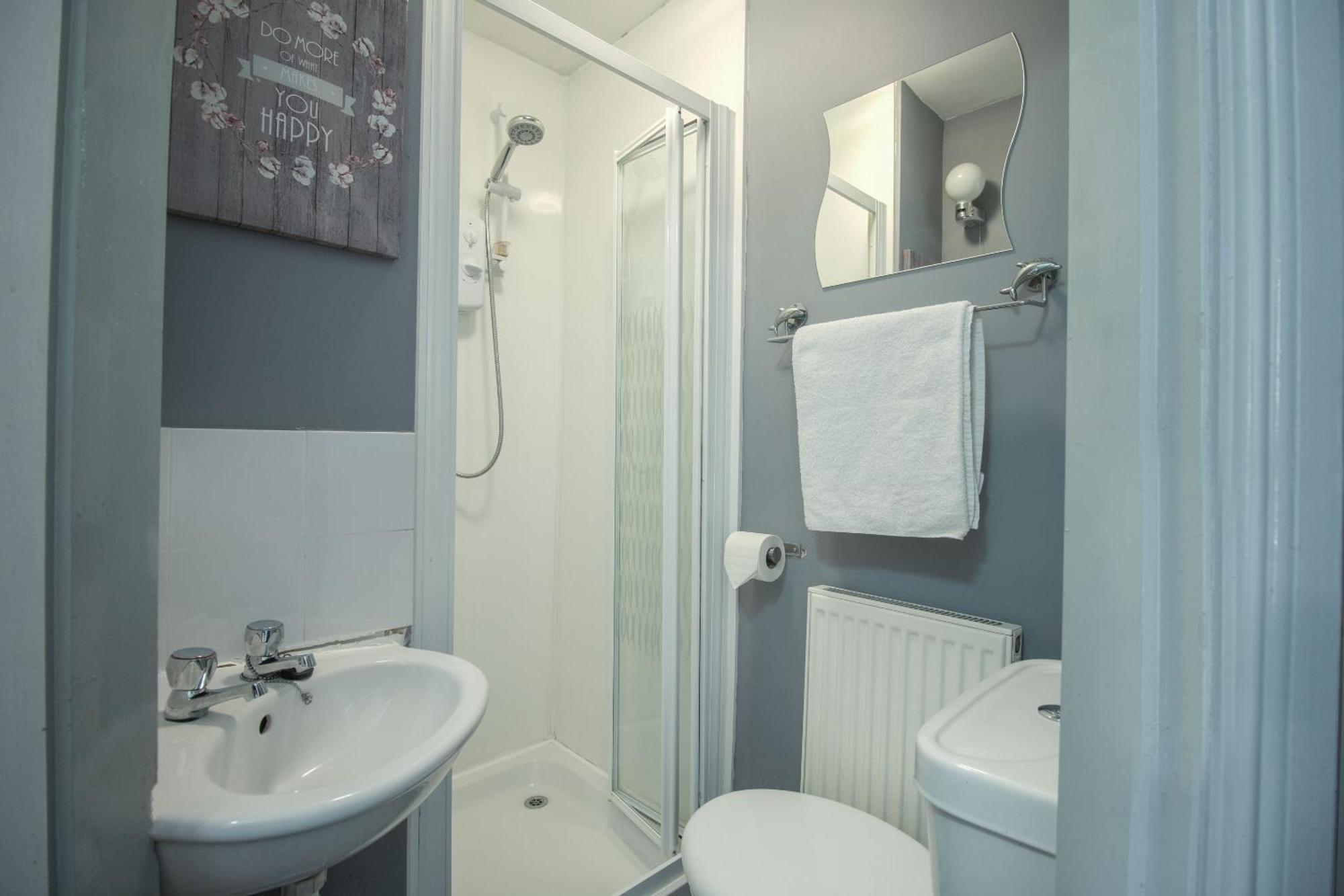 סקאנת'ורפ Oyo Hotel Clamart מראה חיצוני תמונה