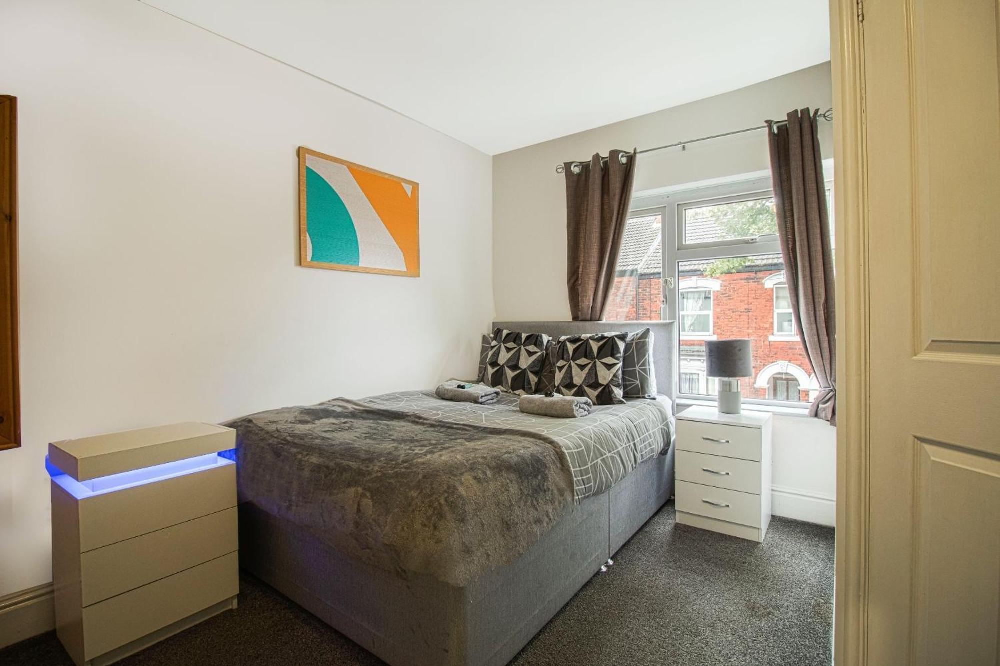סקאנת'ורפ Oyo Hotel Clamart מראה חיצוני תמונה